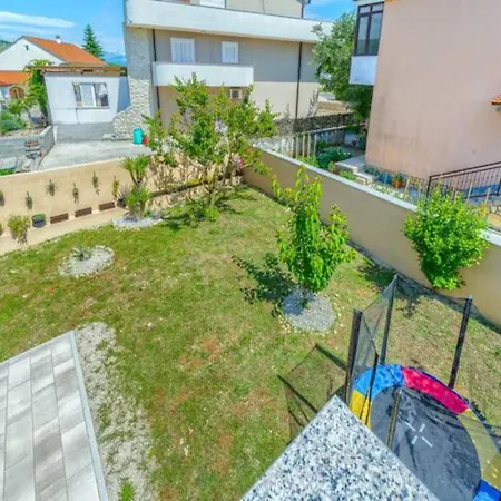 Five Bedroom With Private Pool فيلة *