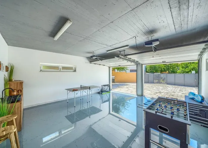 Five Bedroom With Private Pool * Dicmo