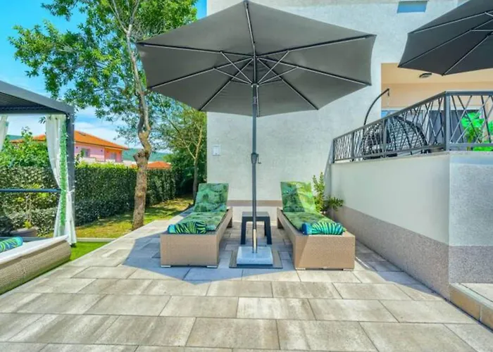 Villa Five Bedroom With Private Pool