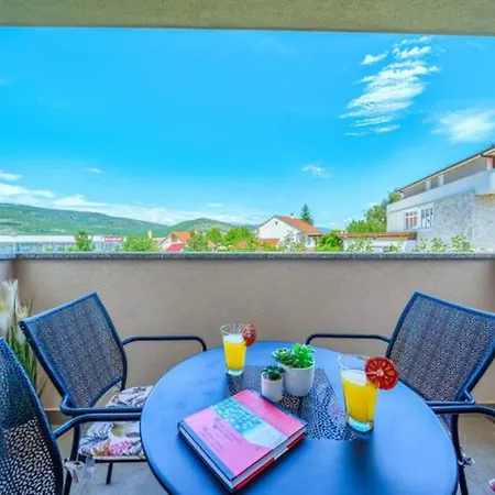 Five Bedroom With Private Pool Dicmo